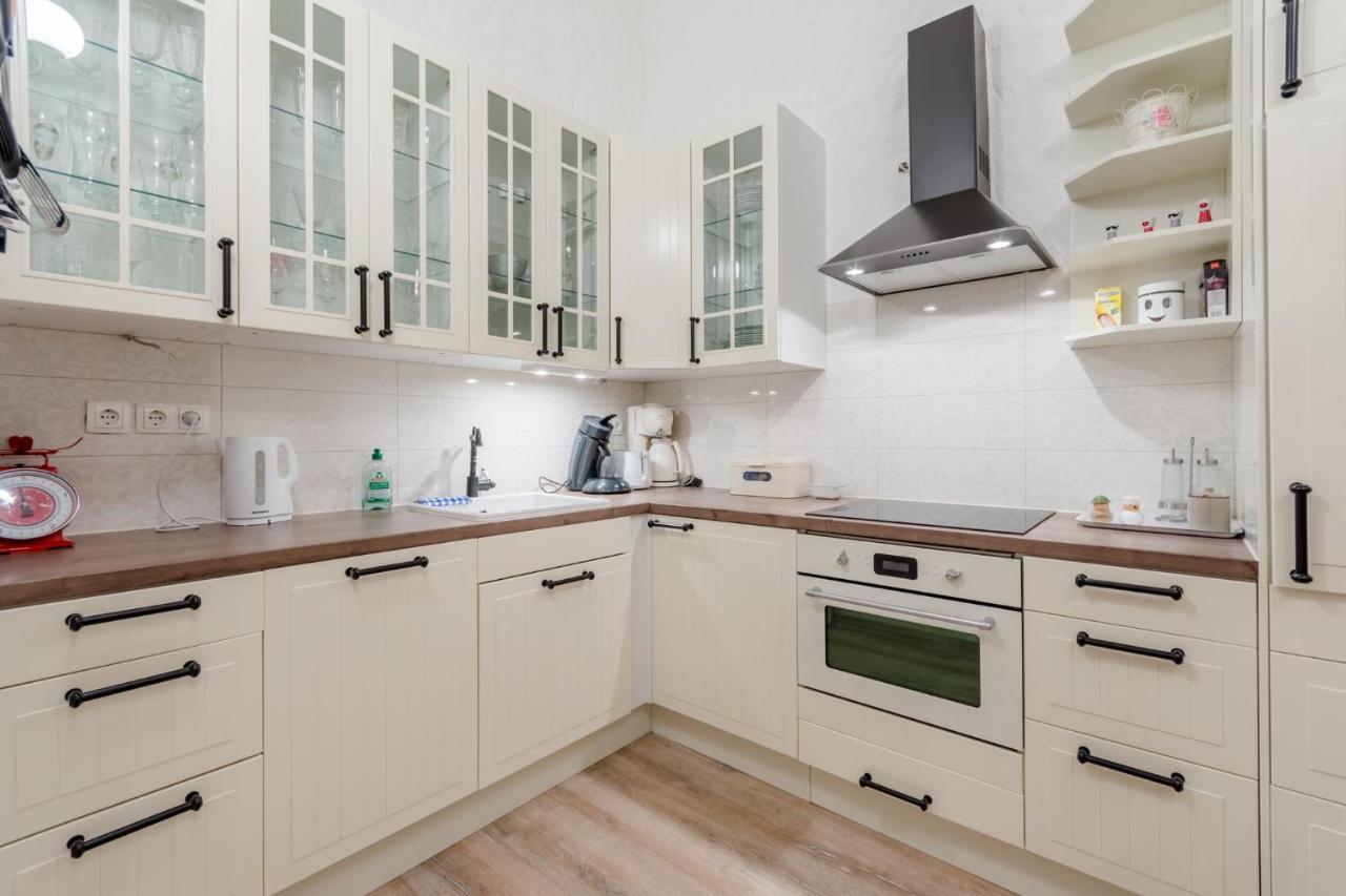 Apartments Villa Kameja Donji Okrug  Δωμάτιο φωτογραφία